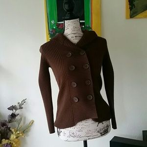 Liv brown sweater M